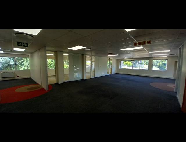 1,203M² OFFICE TO LET IN WOODMEAD